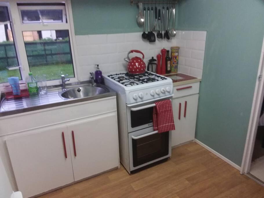Rockets'S Retreat Villa Bursledon Luaran gambar